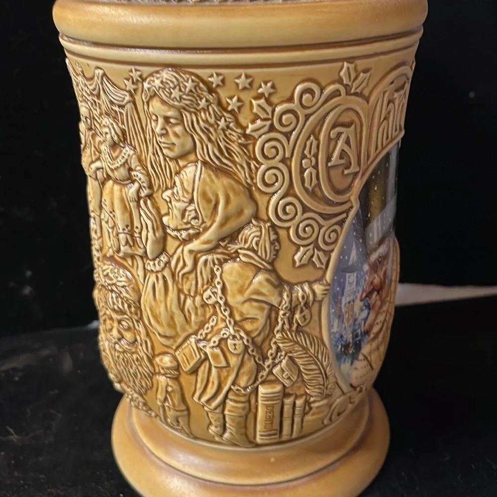 Avon Vintage -1996- “A Christmas Carol Stein” handcrafted in Brazil #52698